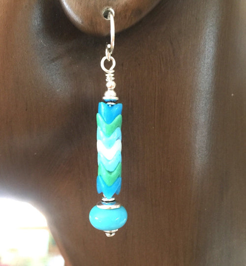 Snake Bead Glass Earrings 6mTurqoise and White E