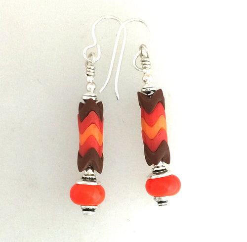 Snake Bead Glass Earrings 6m Orange and Brown A