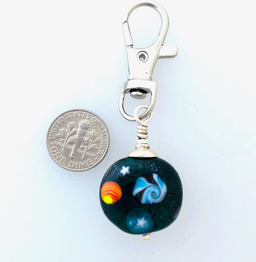 Bead Clip Clear Green Matrix Signed.