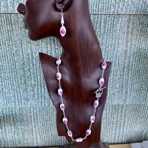 Necklace Rose Porcelain 23 inches with Earrings