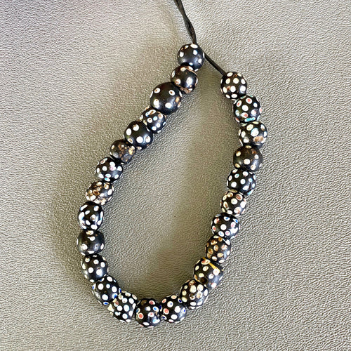 Skunk Beads Oldest and Finest 18th Century Collectables