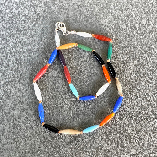 Necklace Rare Vintage Slim Lamp Work 17 ins